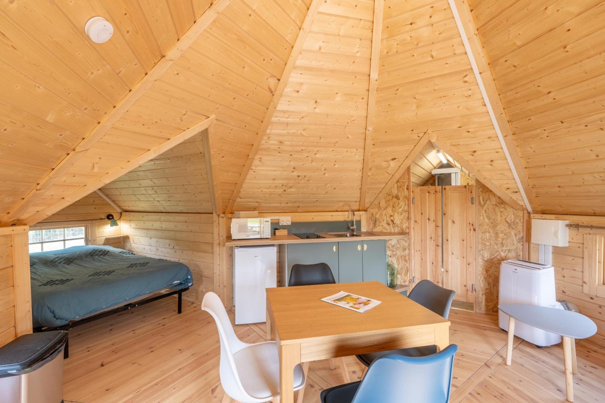 Logements Insolites A La Ferme - Yourte, Kota Ou Pod Farbus Zimmer foto