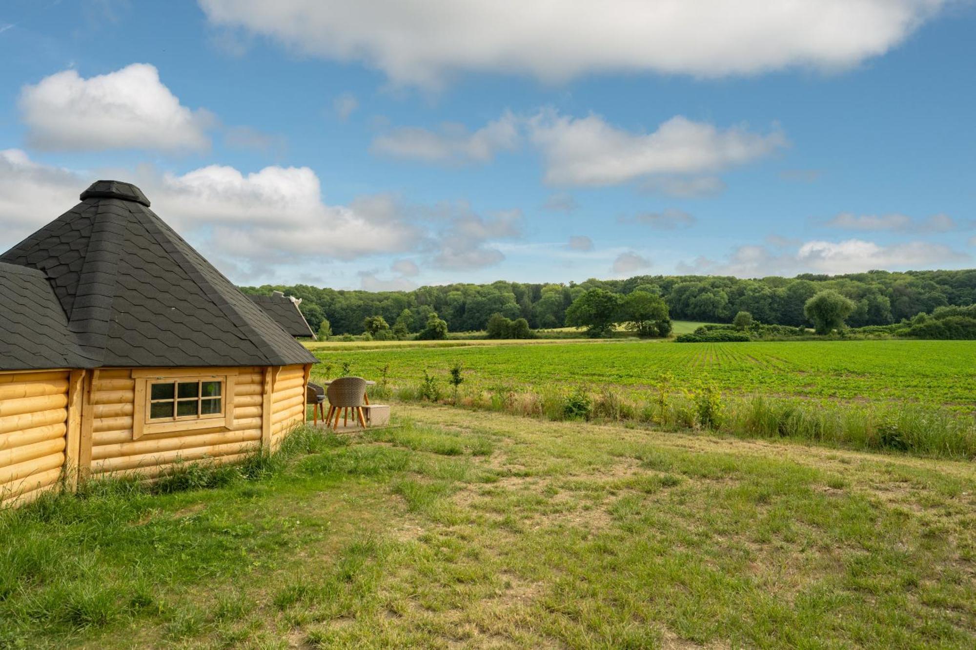 Logements Insolites A La Ferme - Yourte, Kota Ou Pod Farbus Zimmer foto